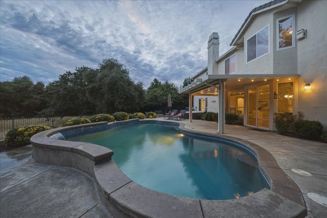 9269 Moondancer Cir, Roseville, CA 95747
