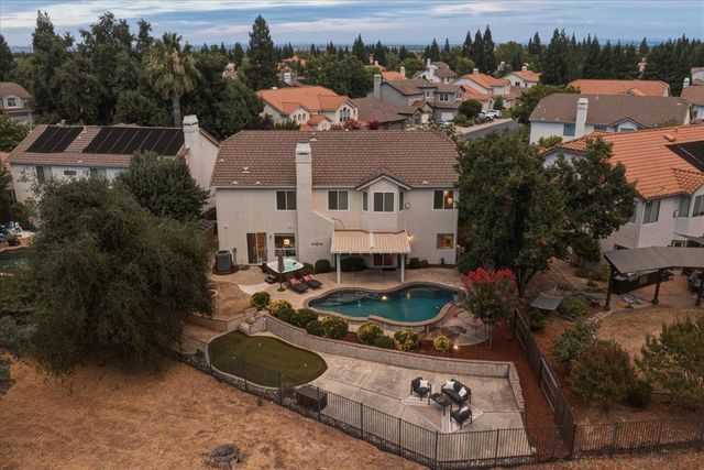 9269 Moondancer Cir, Roseville, CA 95747