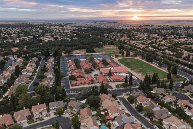 9269 Moondancer Cir, Roseville, CA 95747