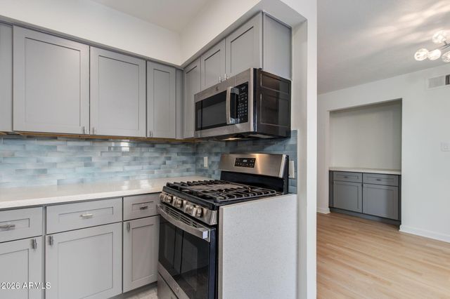 4950 N Miller Road 116, Scottsdale, AZ 85251