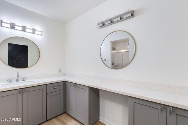 4950 N Miller Road 116, Scottsdale, AZ 85251