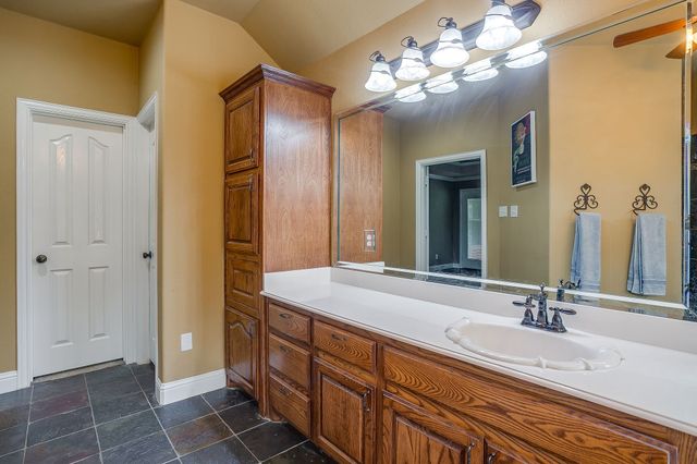 349 Sandpiper Drive, Weatherford, TX 76088