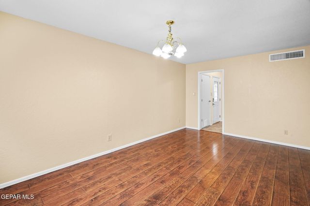 10817 TONY JACKLIN Drive, El Paso, TX 79935