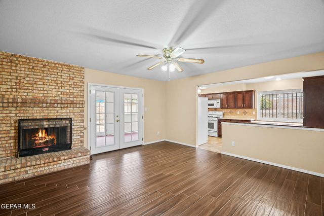 10817 TONY JACKLIN Drive, El Paso, TX 79935