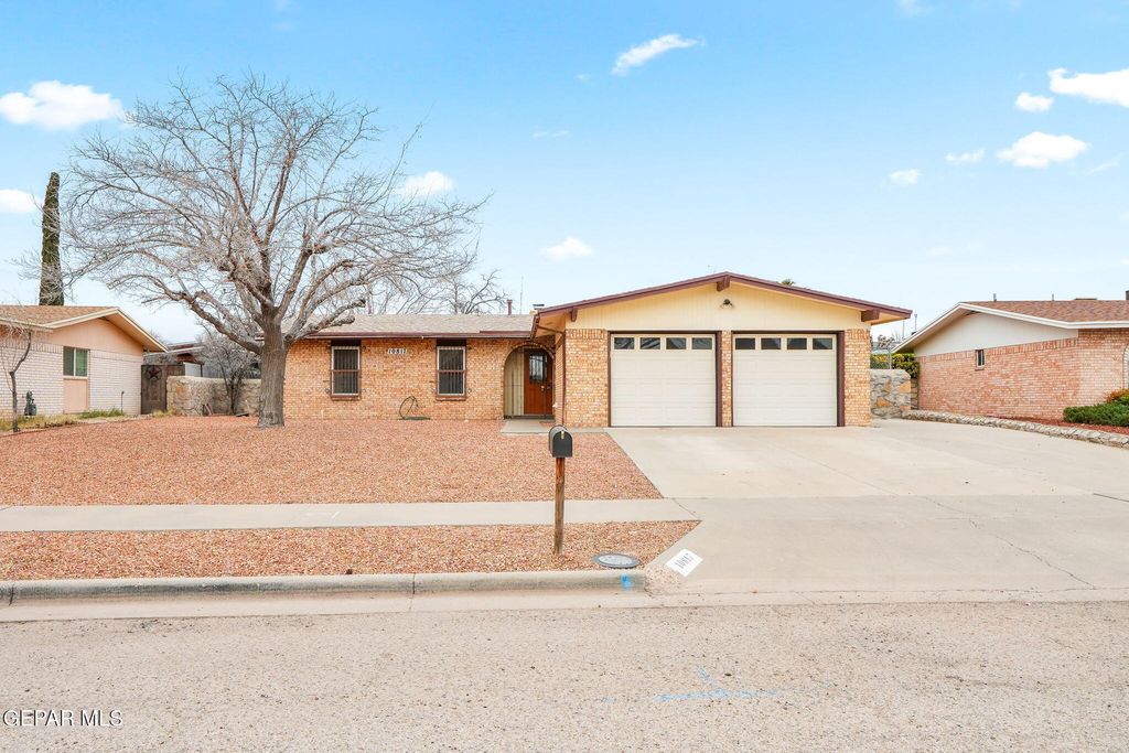 10817 TONY JACKLIN Drive, El Paso, TX 79935