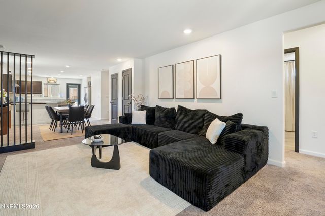 530 Paradise Valley Road, Reno, NV 89506