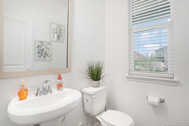 4646 Nightstar, Von Ormy, TX 78073