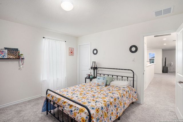 4646 Nightstar, Von Ormy, TX 78073