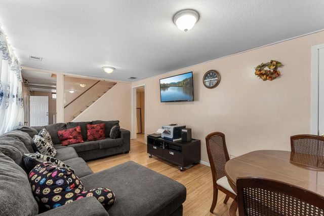 2130 Douglas Drive N, Golden Valley, MN 55422