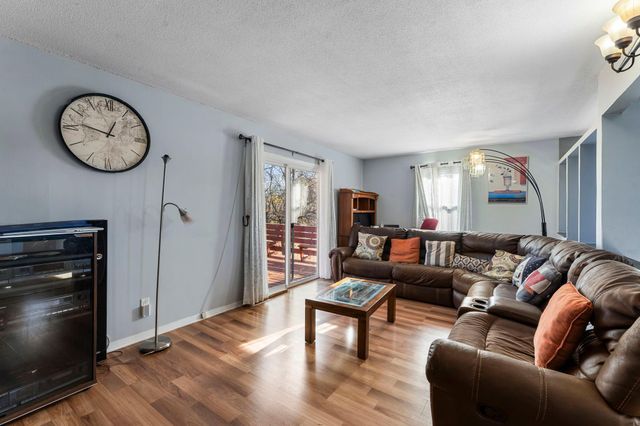 2130 Douglas Drive N, Golden Valley, MN 55422