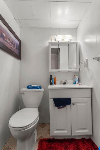 2130 Douglas Drive N, Golden Valley, MN 55422