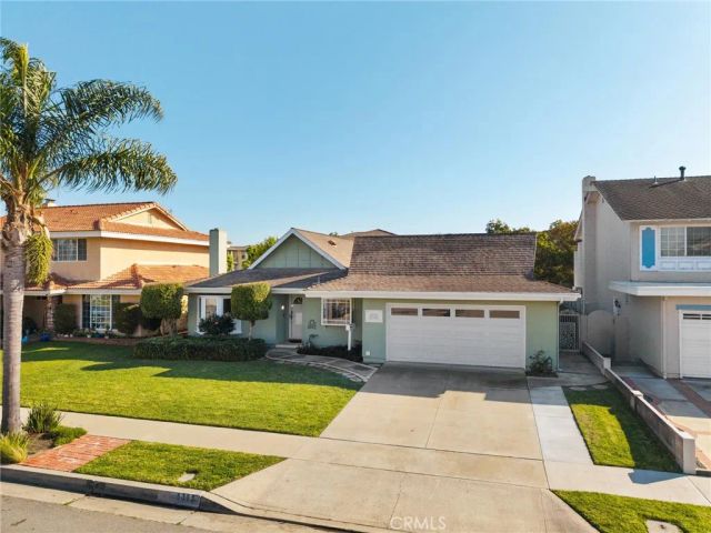 5302 Kenilworth, Huntington Beach, CA 92649