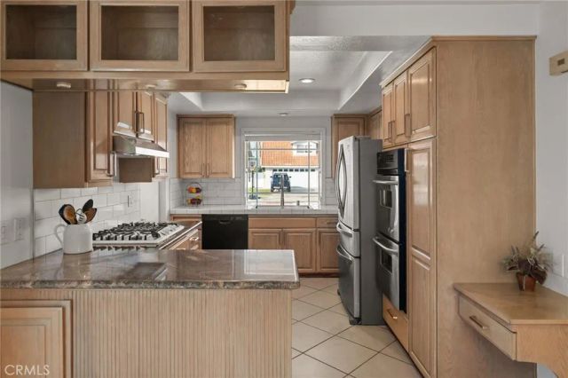 5302 Kenilworth, Huntington Beach, CA 92649