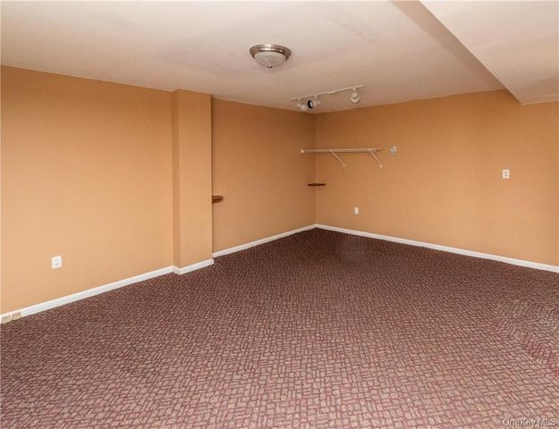 11 Peterson Road, Monroe, NY 10950
