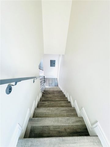9318 Encino Ave, Northridge, CA 91325