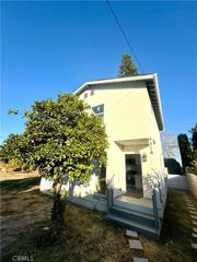 9318 Encino Ave, Northridge, CA 91325