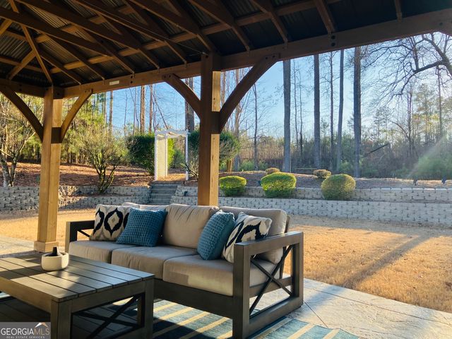 328 Vendella Circle, Peachtree City, GA 30269