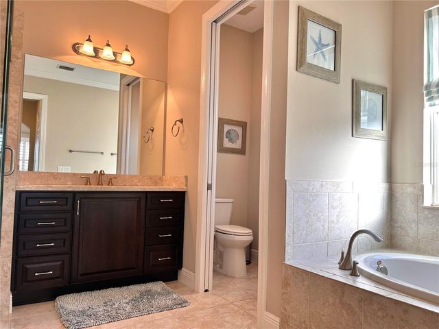 1022 OVERLOOK COURT, Bradenton, FL 34208