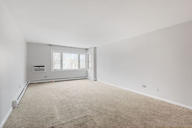 2033 Sherman Avenue 306, Evanston, IL 60201