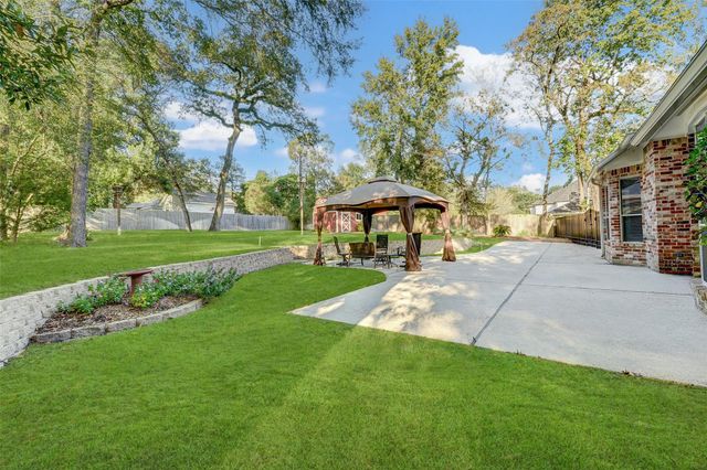 2311 Stableridge Drive, Conroe, TX 77384