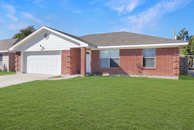 428 S Las Vegas Trail, White Settlement, TX 76108