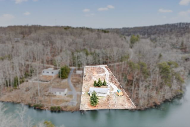 160 Indian Rock Loop, Crossville, TN 38572