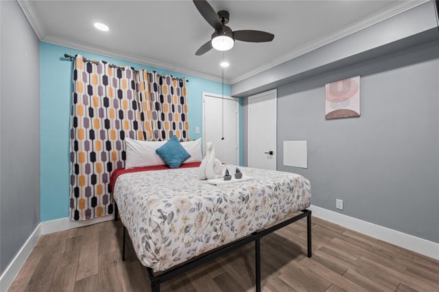 3611 Graustark Street 17, Houston, TX 77006