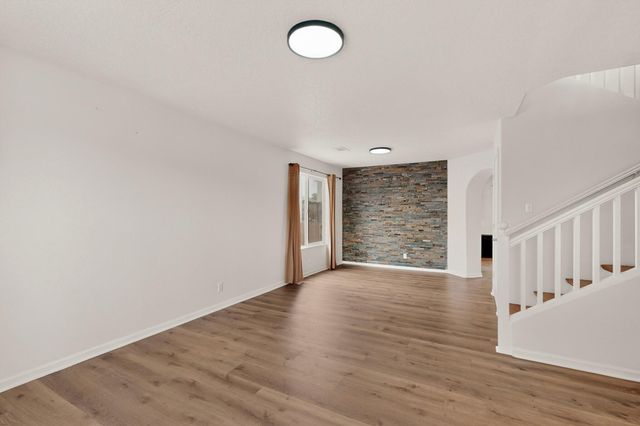 3035 Logan Meadows Drive NE, Rio Rancho, NM 87144
