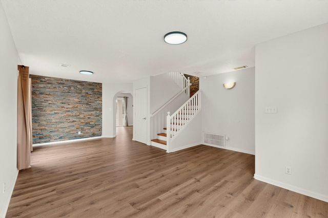 3035 Logan Meadows Drive NE, Rio Rancho, NM 87144