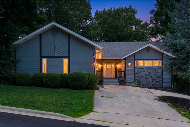 1682 Pointe Royale Drive, Branson, MO 65616