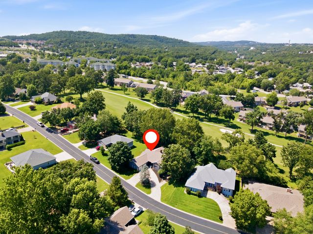 1682 Pointe Royale Drive, Branson, MO 65616