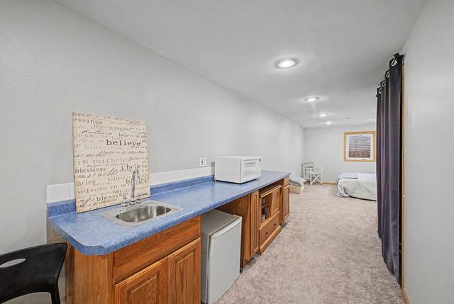 1705 NE Innsbruck Court, Ankeny, IA 50021