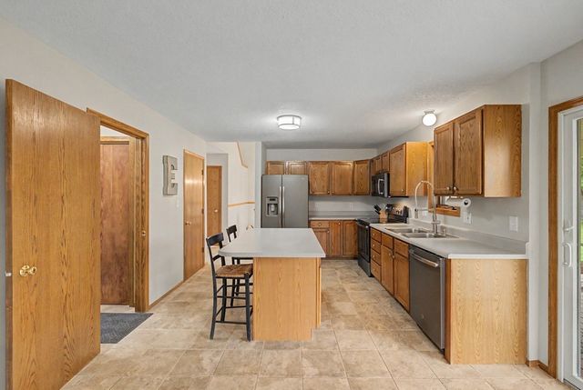 1705 NE Innsbruck Court, Ankeny, IA 50021