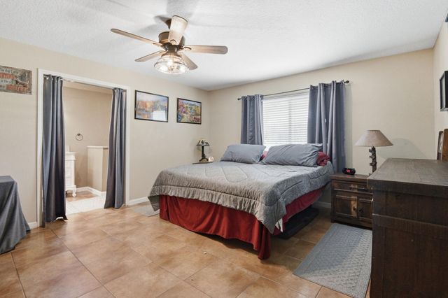 3625 County Road 36, Angleton, TX 77515