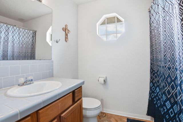 3625 County Road 36, Angleton, TX 77515