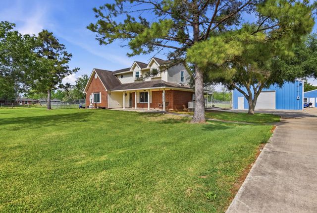 3625 County Road 36, Angleton, TX 77515