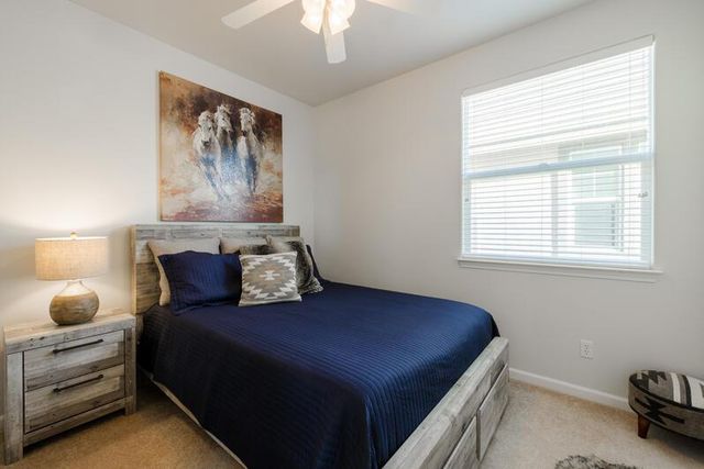 3201 Monument Dr, Roseville, CA 95747