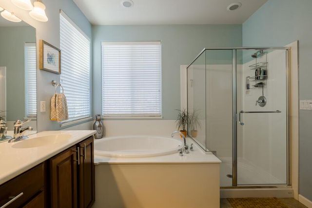 3201 Monument Dr, Roseville, CA 95747