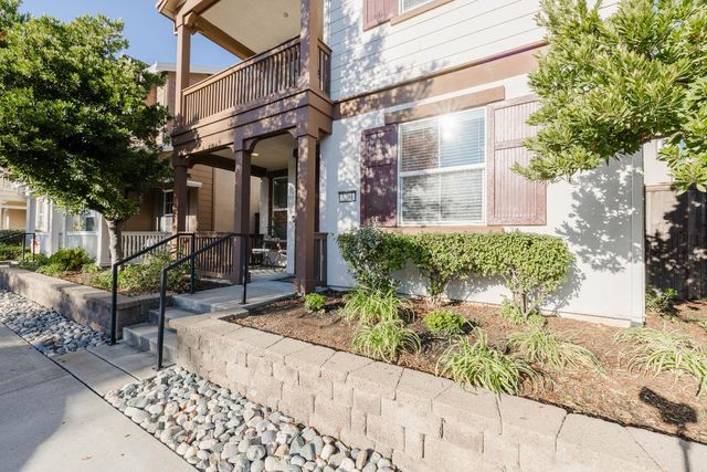 3201 Monument Dr, Roseville, CA 95747