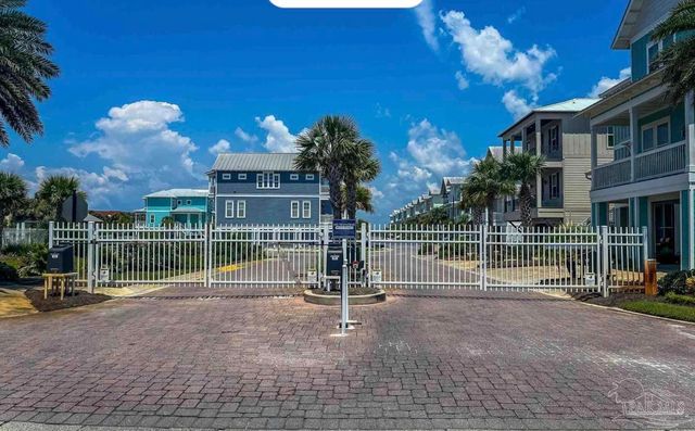 1466 Seaside Cir, Navarre, FL 32566