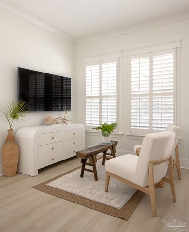 1466 Seaside Cir, Navarre, FL 32566