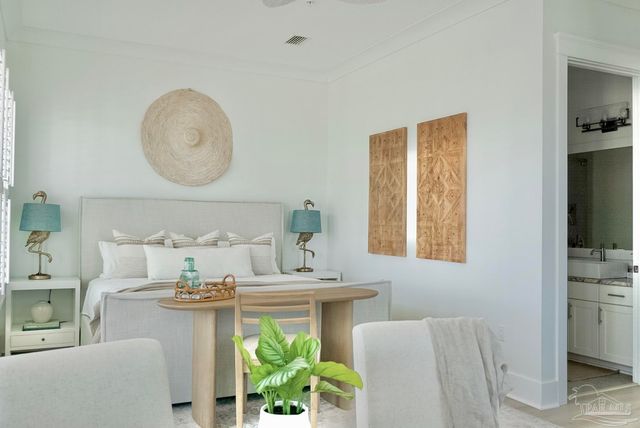 1466 Seaside Cir, Navarre, FL 32566