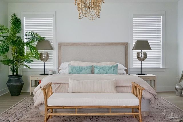 1466 Seaside Cir, Navarre, FL 32566