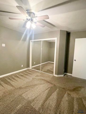 247 E OAKLAND, Rapid City, SD 57701