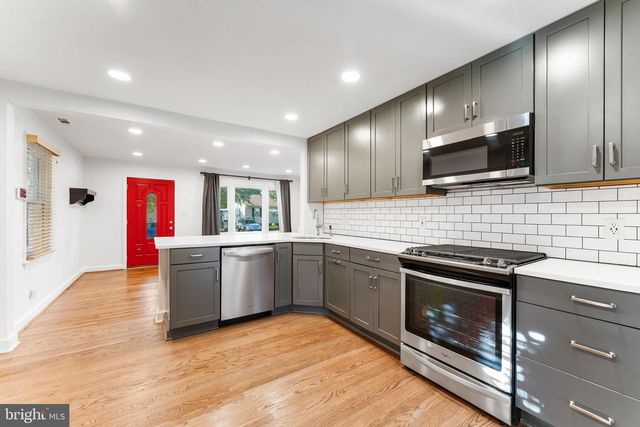 5014 SHERIDAN ST, Riverdale, MD 20737