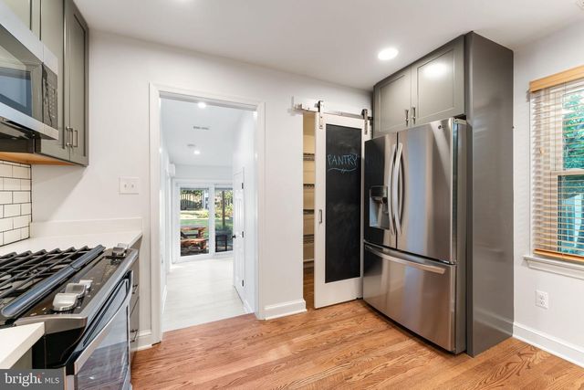 5014 SHERIDAN ST, Riverdale, MD 20737
