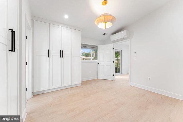 5014 SHERIDAN ST, Riverdale, MD 20737