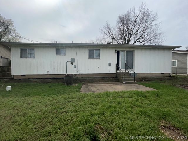 410 W Pittsburg Place, Broken Arrow, OK 74012