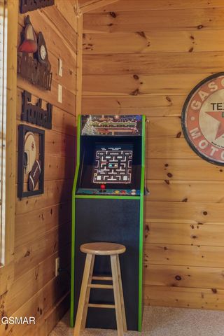 1679 Mountain Lodge Way, Pigeon Forge, TN 37862