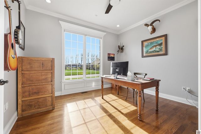 1945 Deerhaven, Paducah, KY 42001